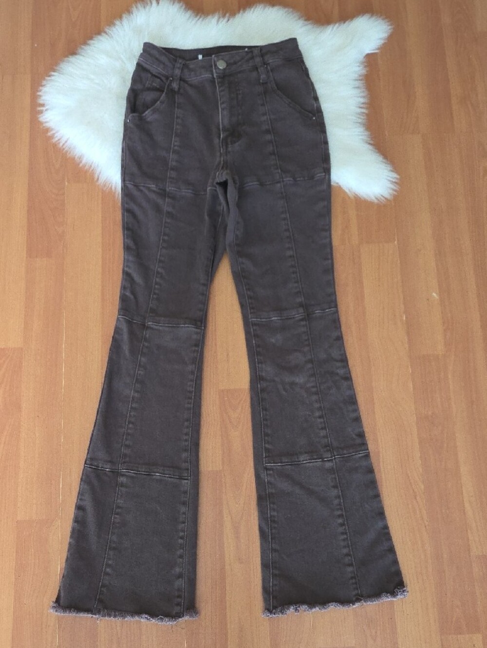 Tinseltown Brown High-Rise Flared Women’s Jeans Sz 0